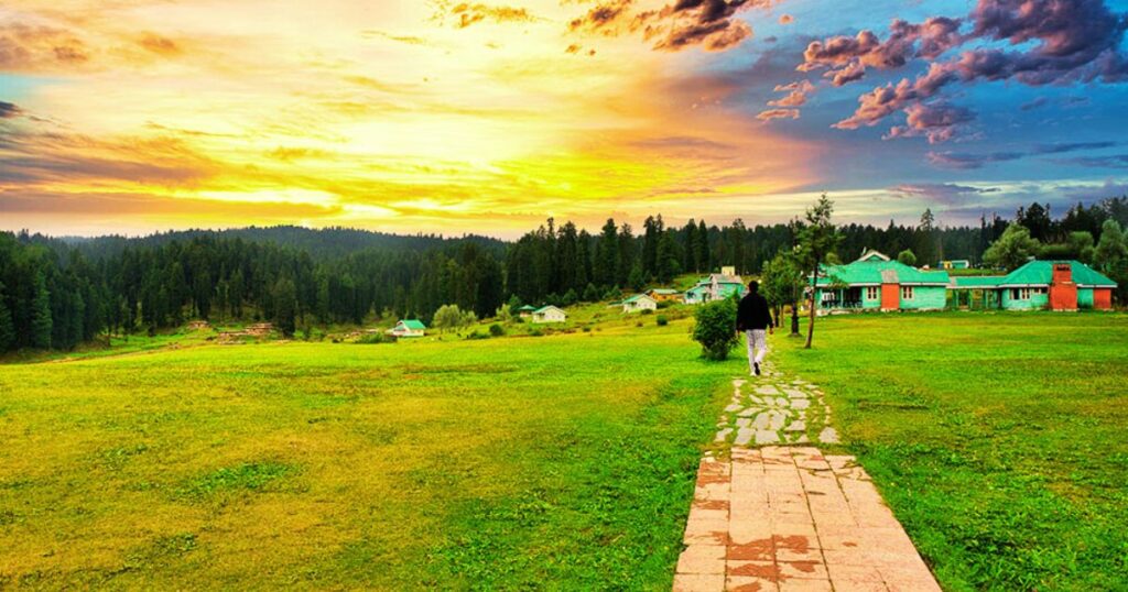 Yusmarg best honeymoon destination in kashmir